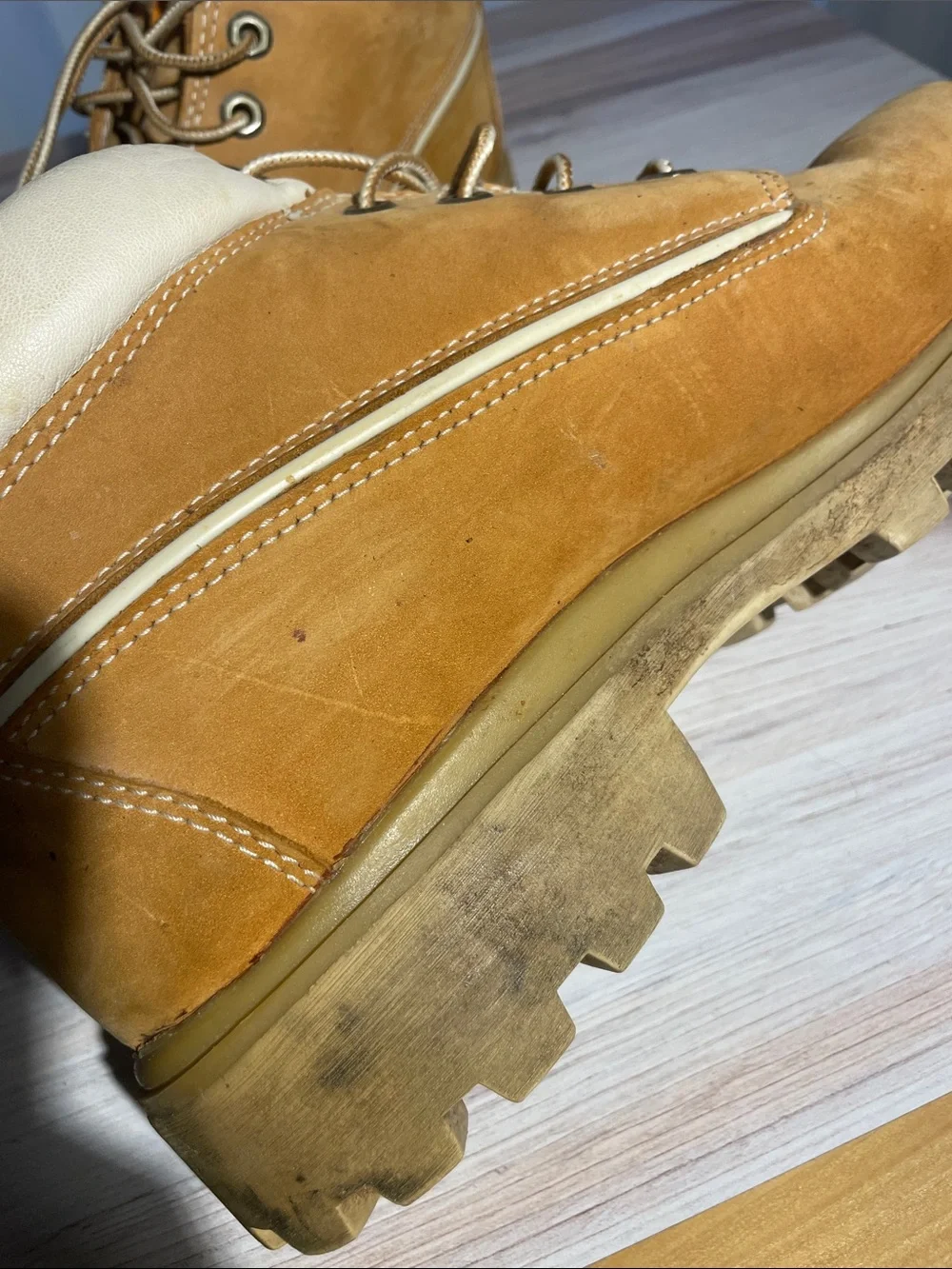 Timberland Wheat Nubuck Ankle Work Boots with Cream Collar